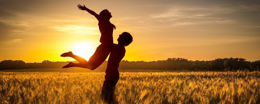 بی‌بهانه برای کسی مینویسم