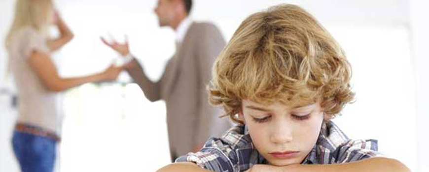 طلاق گرفتن یا تحمل زندگی به خاطر فرزندان ؟ طلاق گرفتن یا تحمل زندگی به خاطر فرزندان ؟